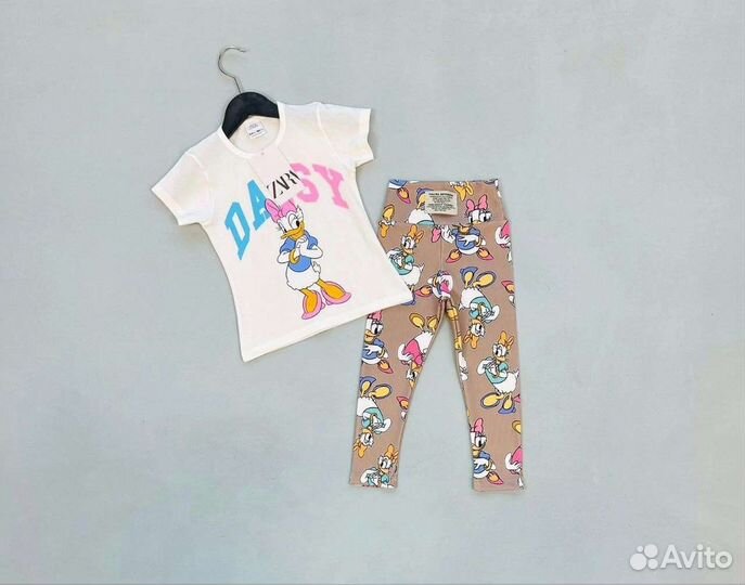 Костюм для девочки новый