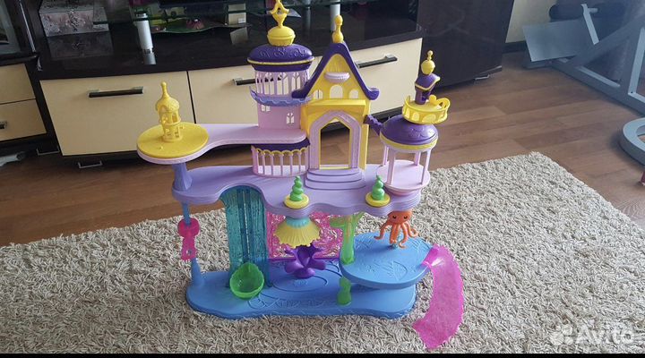 Игрушка Замок