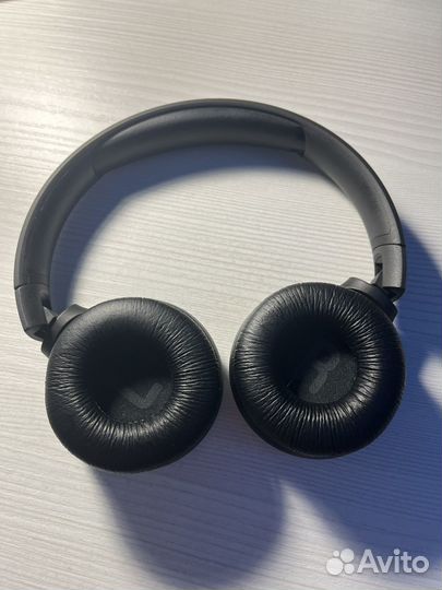 Беспроводные наушники jbl Tune 560BT