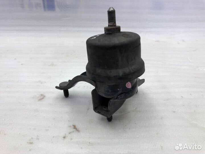 Подушка двигателя передняя правая Toyota Camry