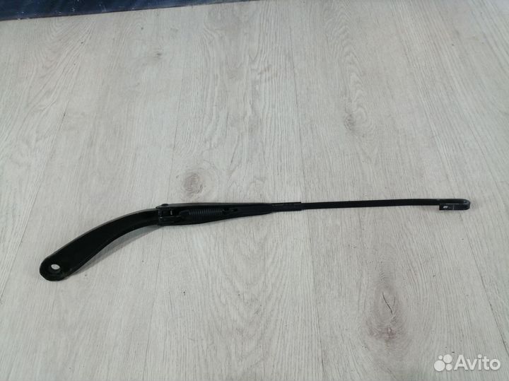 Поводок дворника Держатель щетки Renault logan 2 П