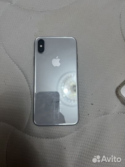 iPhone X, 64 ГБ