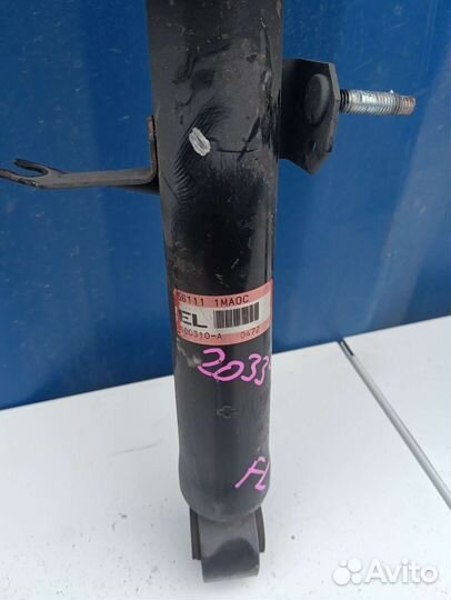 Стойка передняя левая/правая Infiniti M / Fuga Y51