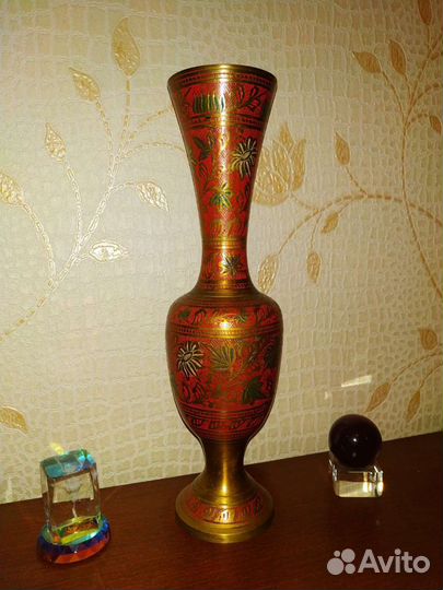 Антикварная ваза