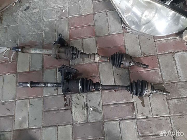 Привод правый Nissan Presage bassara