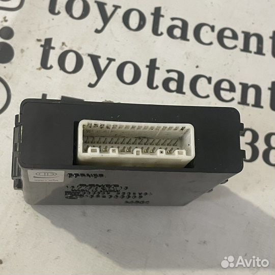 Блок управления парктрониками camry v40