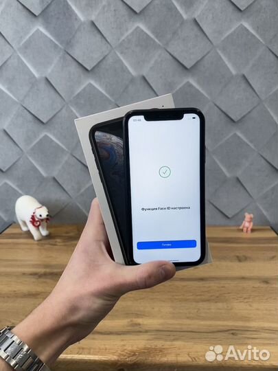 iPhone Xr, 64 ГБ