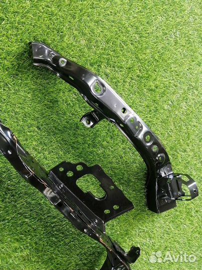 Рамка радиатора Toyota Rav4 ASA44 2015