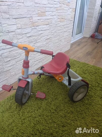 Трехколесный велосипед
