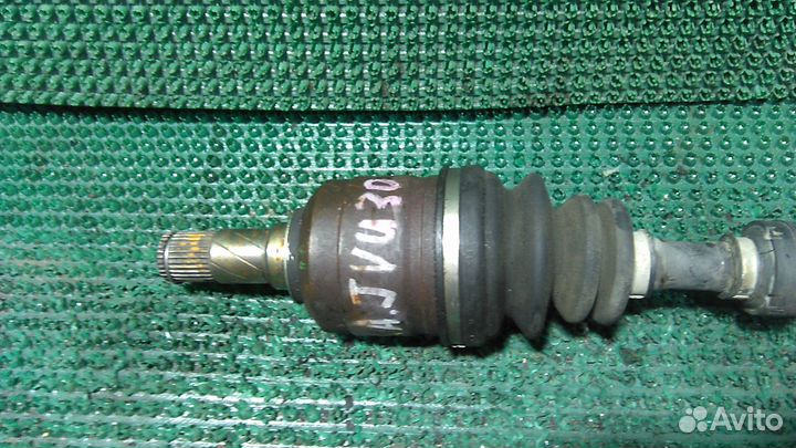 Привод nissan bassara JNU30 KA24DE Передний Левый