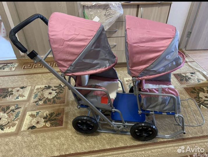 Санки для двойни или погодок с большими колесами