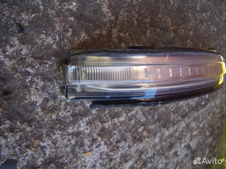 Повторитель поворота зеркала Ниссан Мурано с15