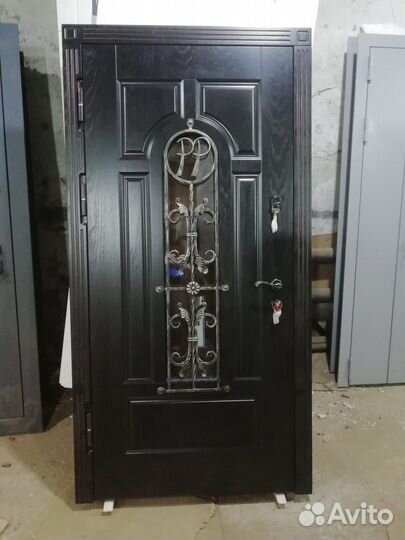 Дверь входная