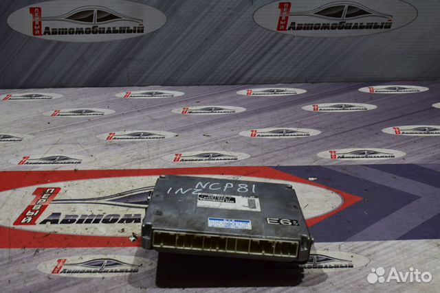 Блок управления двс c Toyota Sienta NCP81G 1NZ-FE