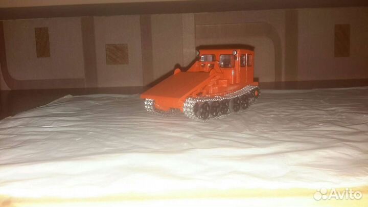Модель трактора тдт-60 радиоуправляемая