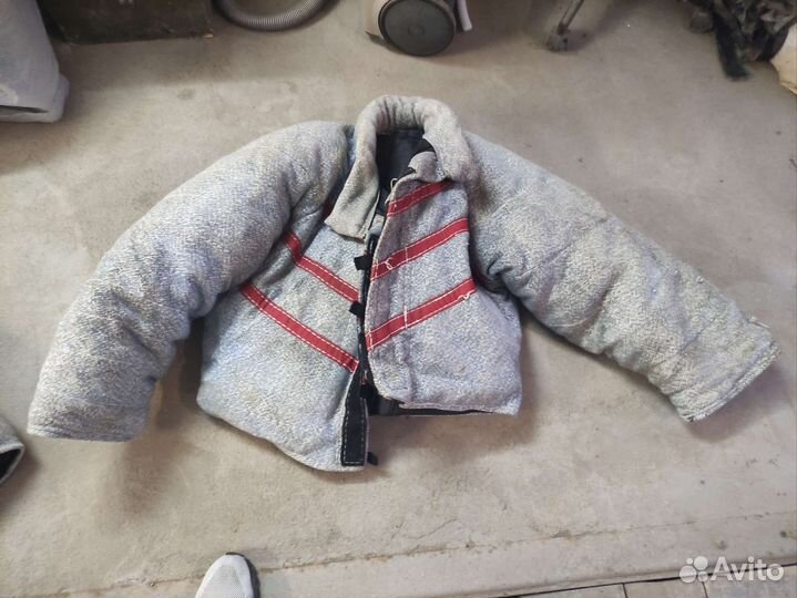 Защитный костюм для дрессировки собак