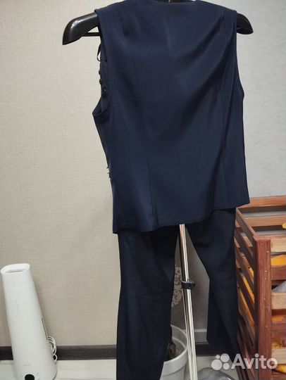 Брюки с жилеткой