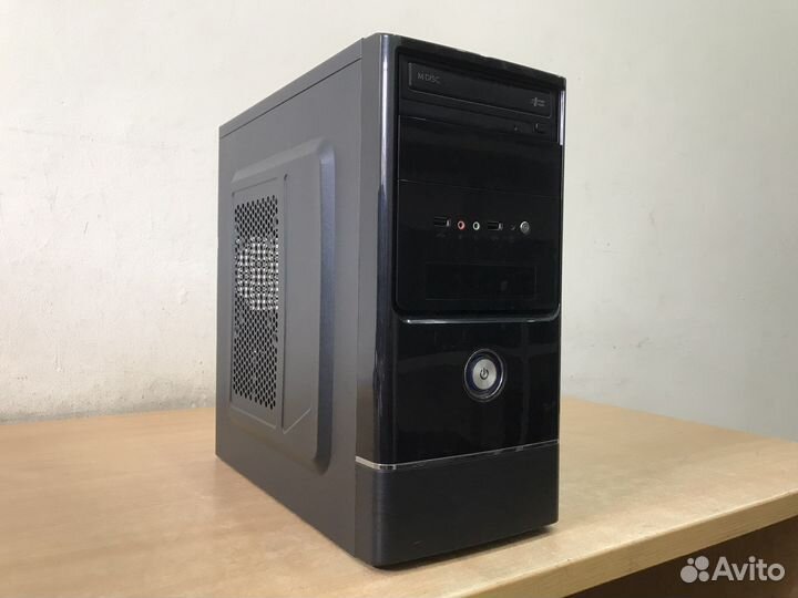 Шустрый компьютер для дома Core i3/4Gb/120Gb SSD