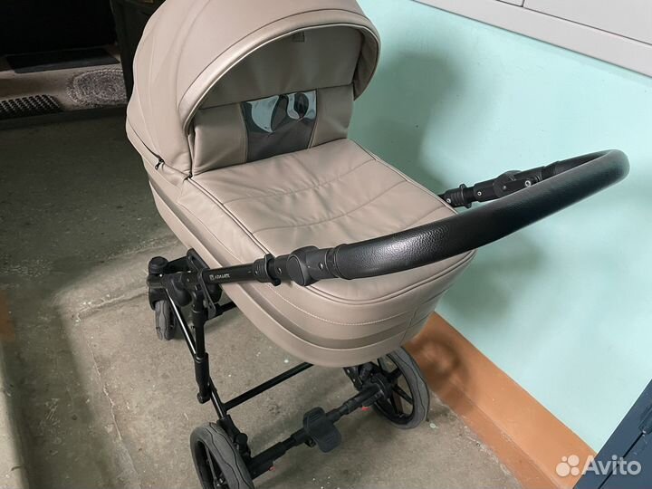 Деская коляска 3 в 1