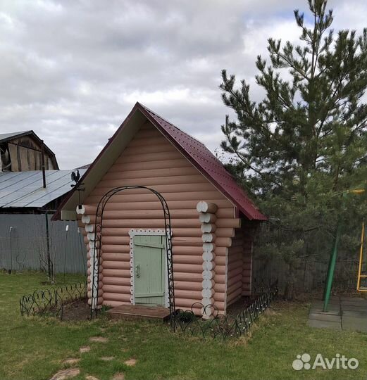 Детский деревянный домик