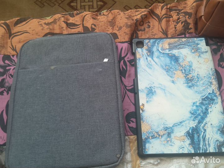 Сумка и чехол для планшета