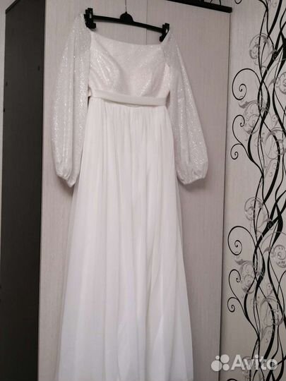 Свадебное платье