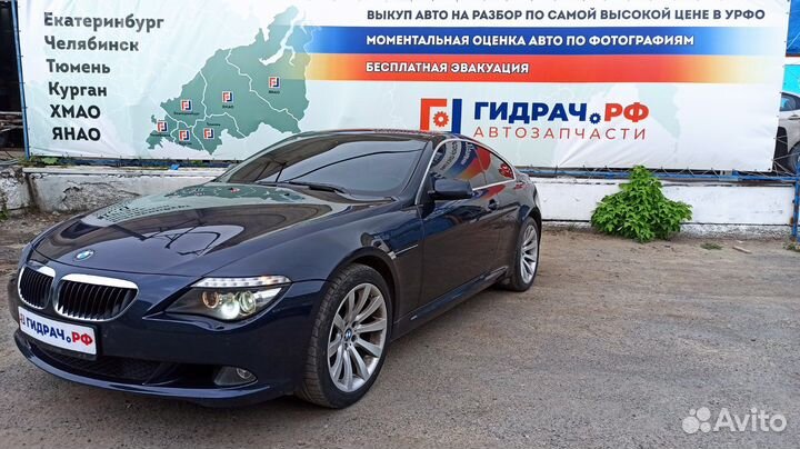 Молдинг стекла заднего левого BMW 6 (E63) 51377008576