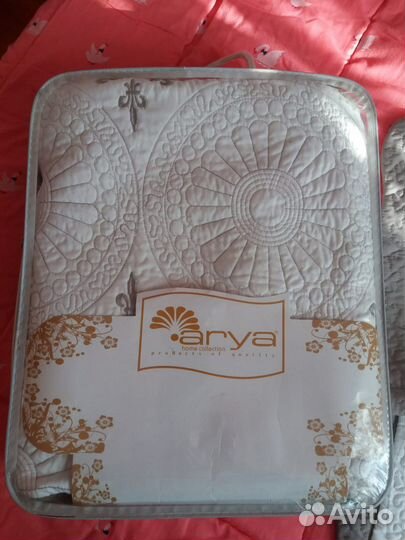 Покрывало и наволочки