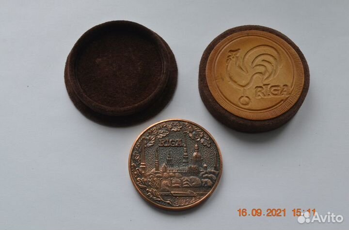 Медаль настольная бронзовая Рига