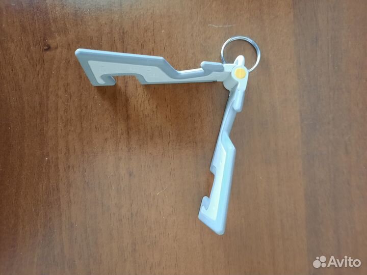 Подставка-брелок для телефона