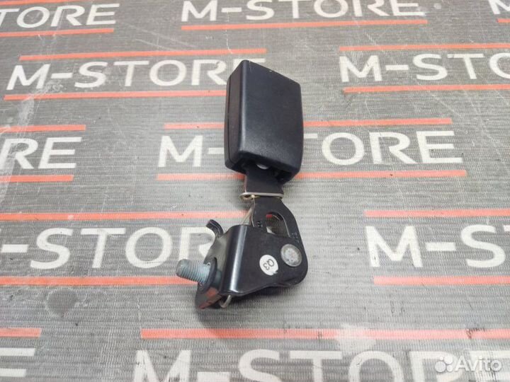 Замок ремня безопасности задний левый