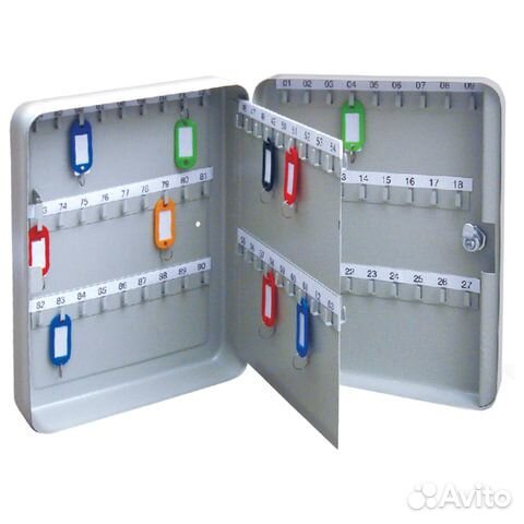 Ключница на 90 ключей с замком