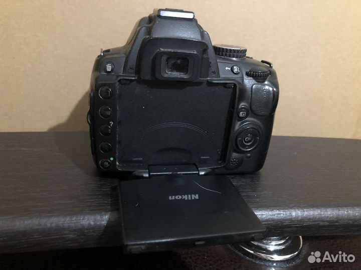 Зеркальный фотоаппарат