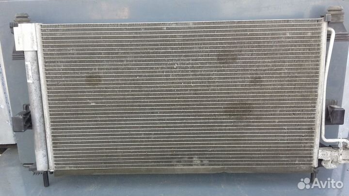 Радиатор охлаждения Ford Grand C Max 2012