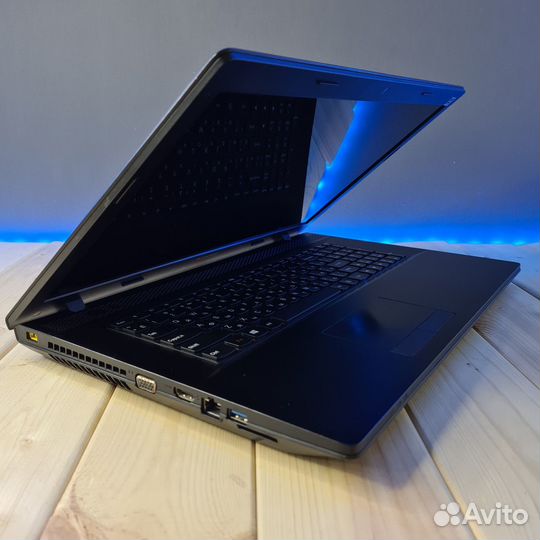 Ноутбук Lenovo G700