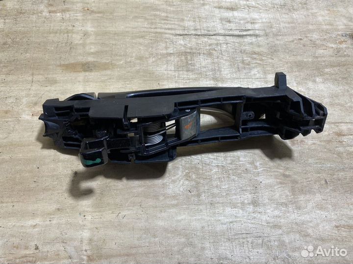 Ручка наружная Mercedes W211 R138