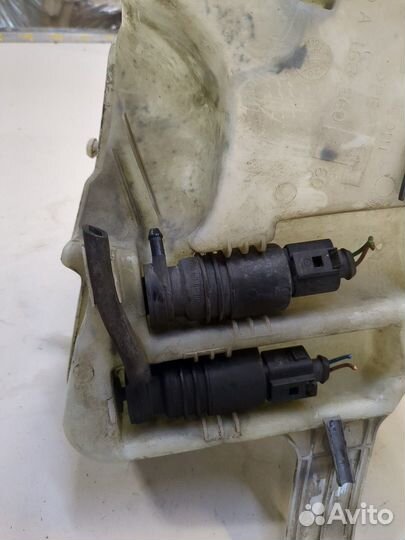 Бачок омывателя Mercedes ML W163, 2003