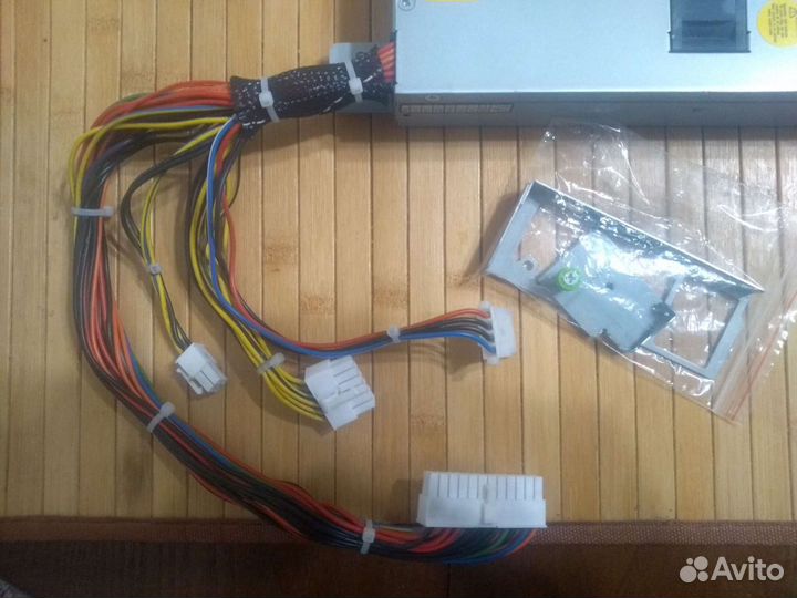 Серверный блок питания 600Вт