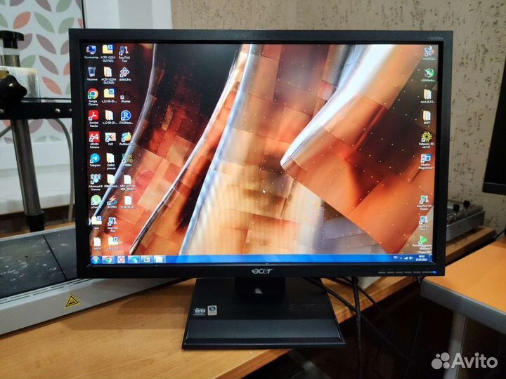 Монитор Acer V223W