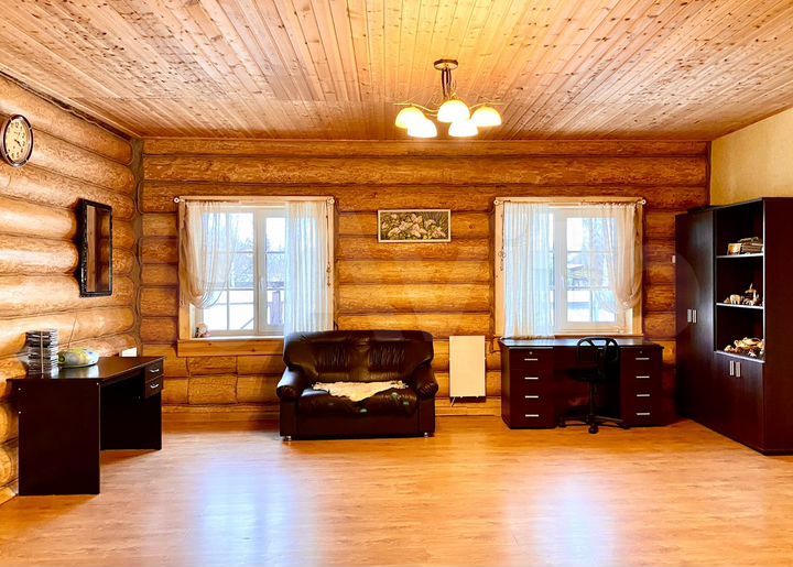 Дом 100 м² на участке 7 сот.