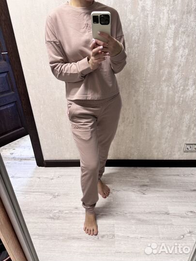 Костюм женский