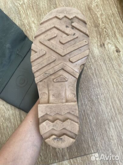 Резиновые сапоги для рыбалки