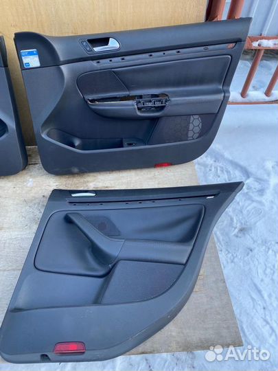 Дверные карты Volkswagen Jetta 5