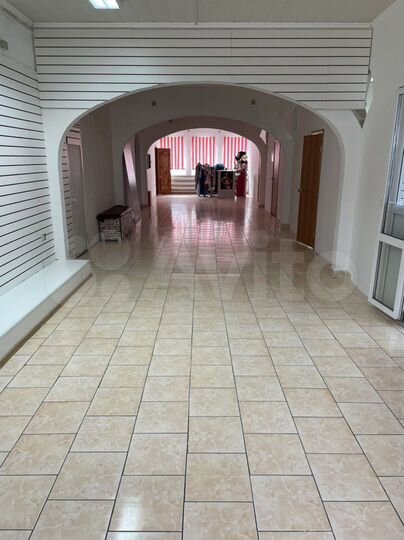 Торговая площадь, 611 м²