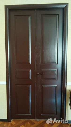 Двери межкомнатные б/у