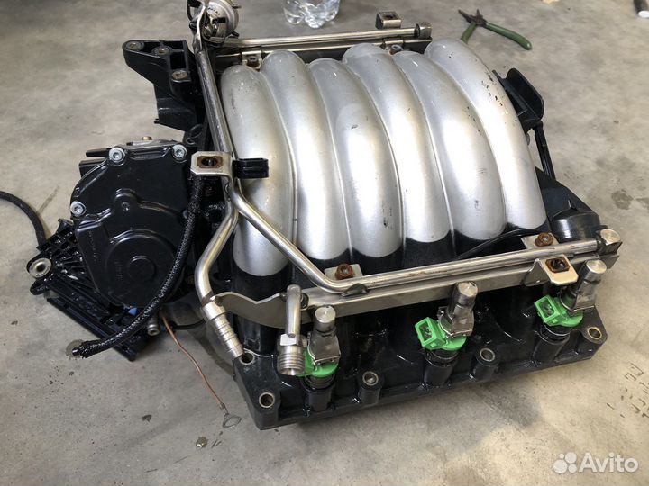 Коллектор впускной Audi A6