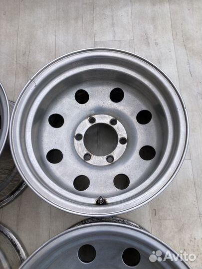 Forged Mickey Thompson R16-10J, 6-139.7, ET-25