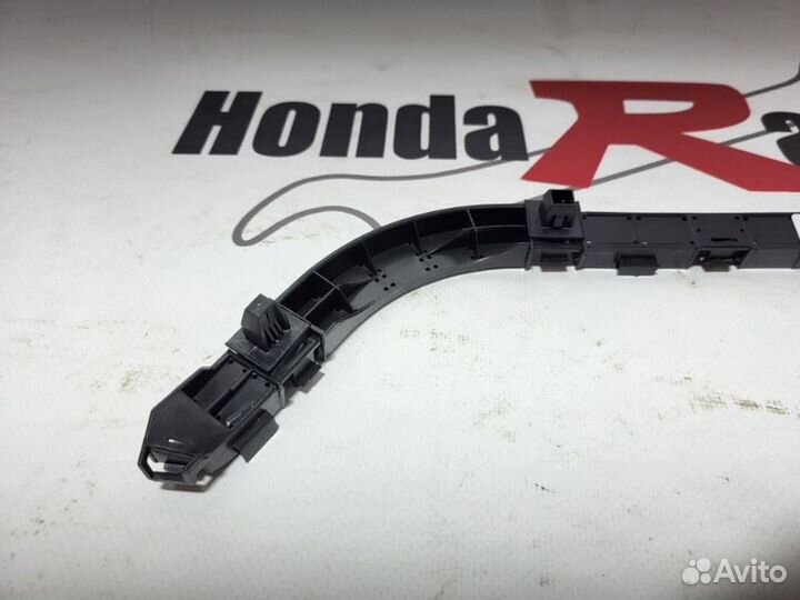 Кронштейн бампера задний правый Honda Civic 4D 8