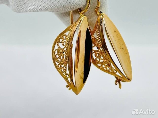 Золотые серьги