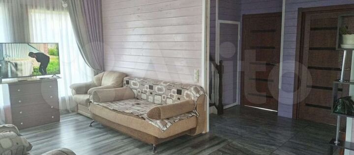 Дом 210 м² на участке 15 сот.